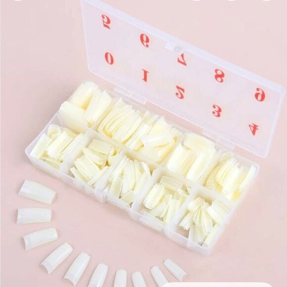 Boxed Manicure Nail Tips Set 500 Pieces - Picture 2 of 6